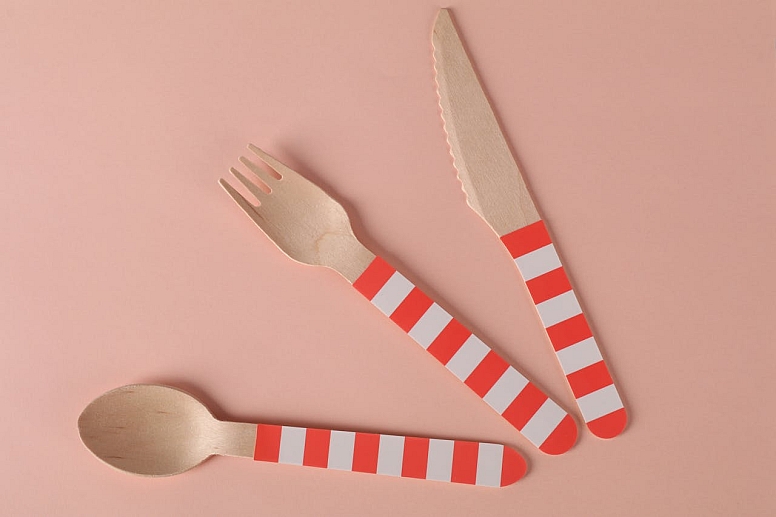 customized wooden cutlery