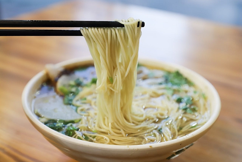 noodles with chopsticks